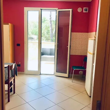 Trilocale In Zona Lidi Via Salento, 18 Vakantiehuis